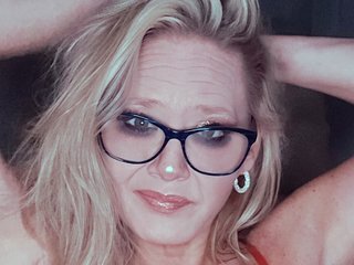 HaleyRenee's Live Cam
