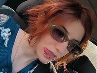 Yeshe Hot's Live Cam
