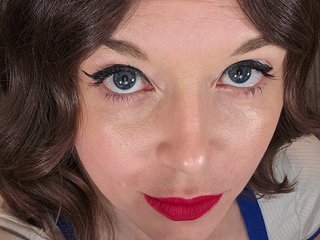 suzyque's Live Cam